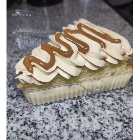 Tres leches con dulce de leche